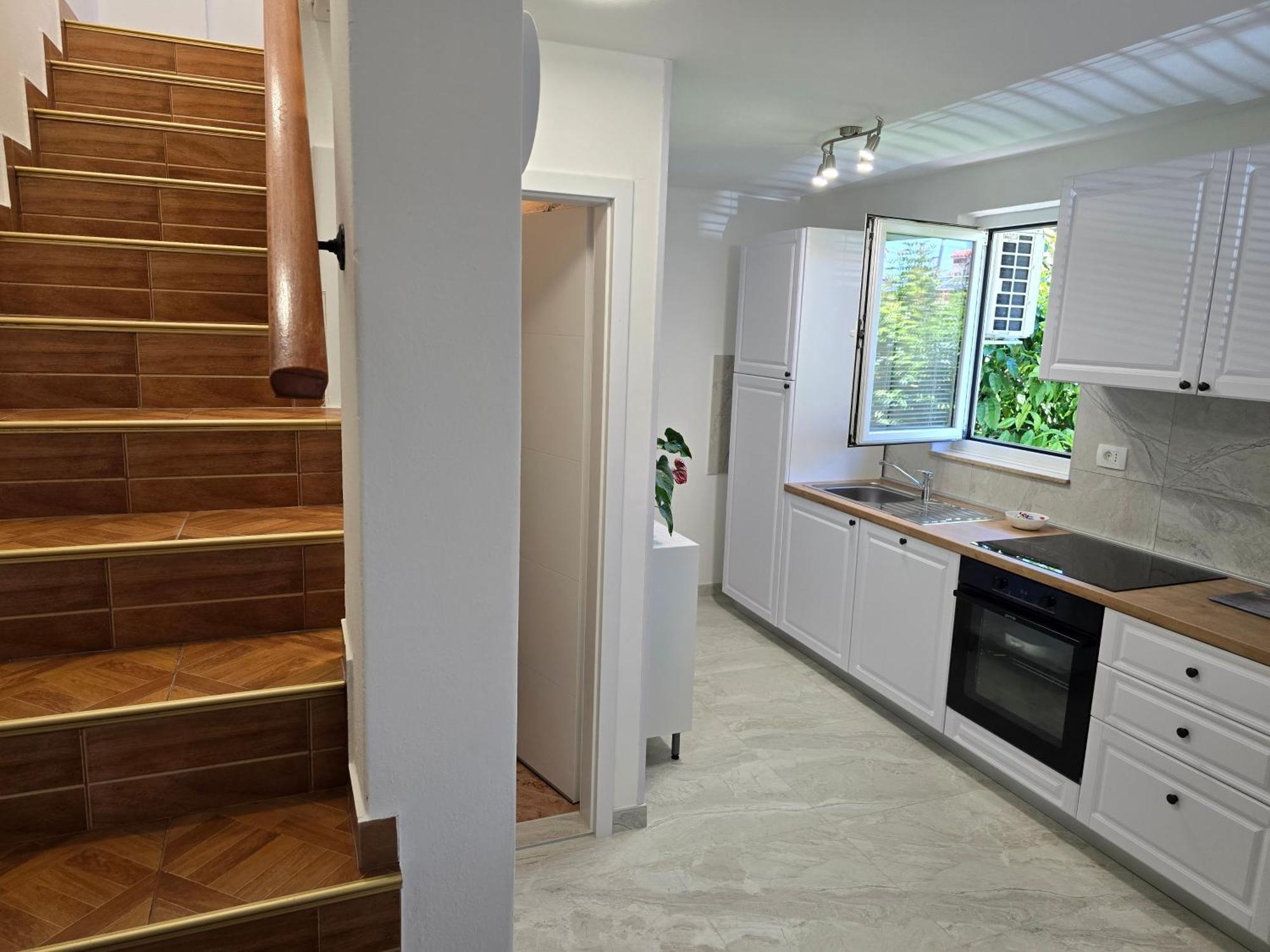 פורץ Apartments Radan מראה חיצוני תמונה
